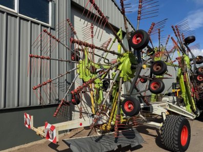 Claas Liner 3500 4 rotor rake