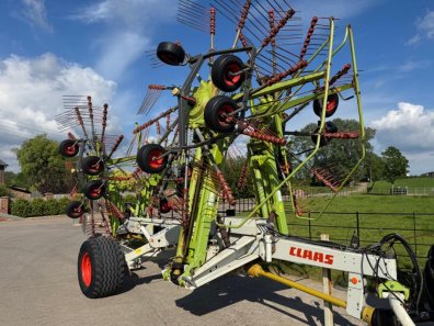 Claas Liner 3500 4 rotor rake