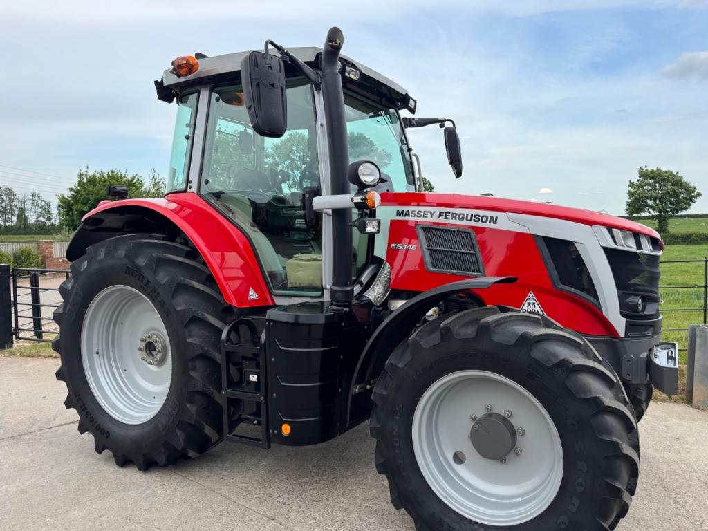 Massey Ferguson 6S.145 Effiecent
