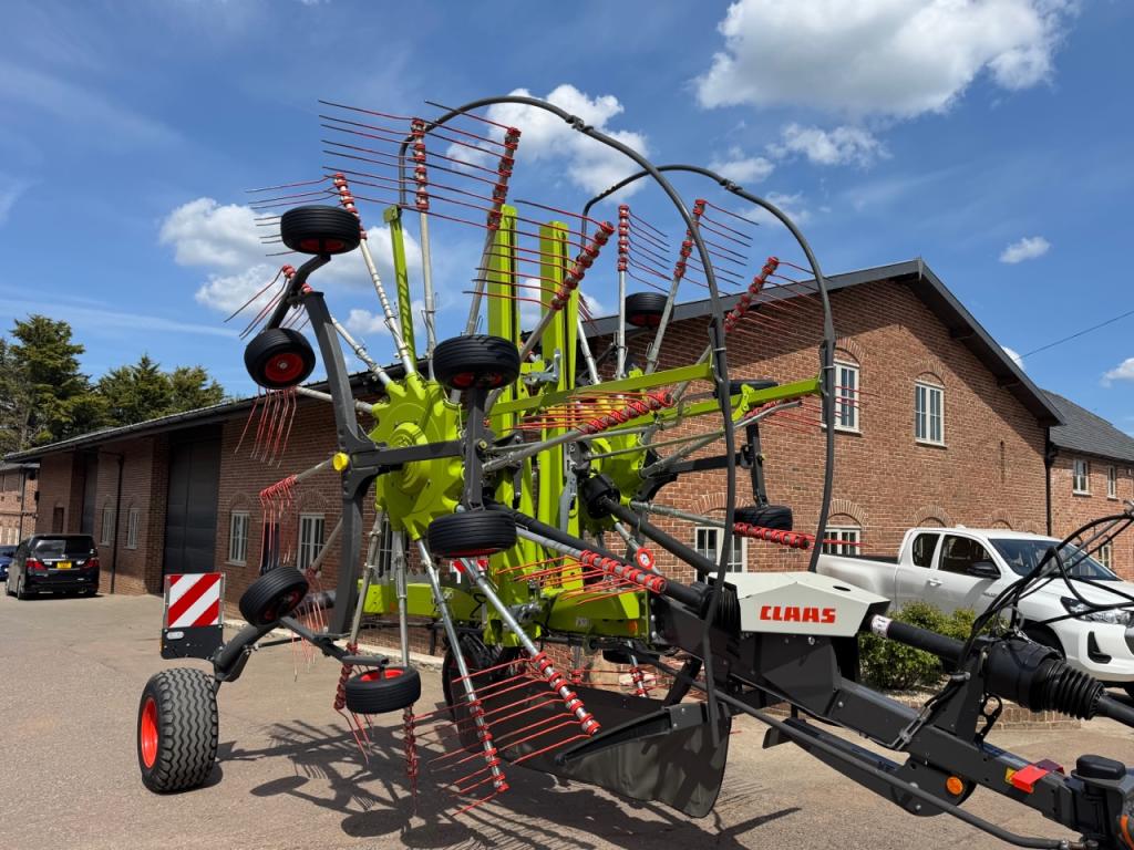 Claas 2900 Business twin rotor rake