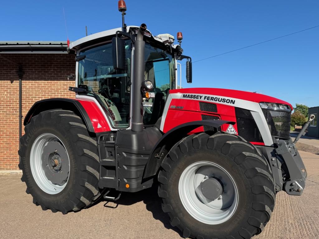 Massey Ferguson 8S.265 Exclusive