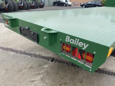Bailey 10 ton flat trailer