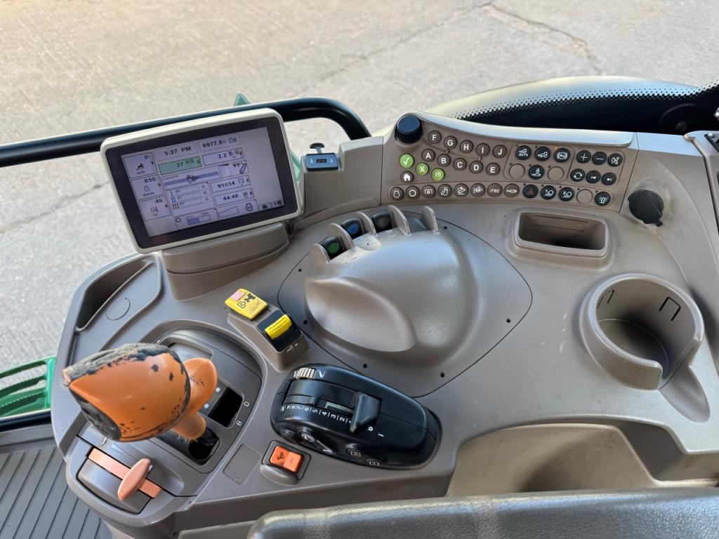 John Deere 6140R