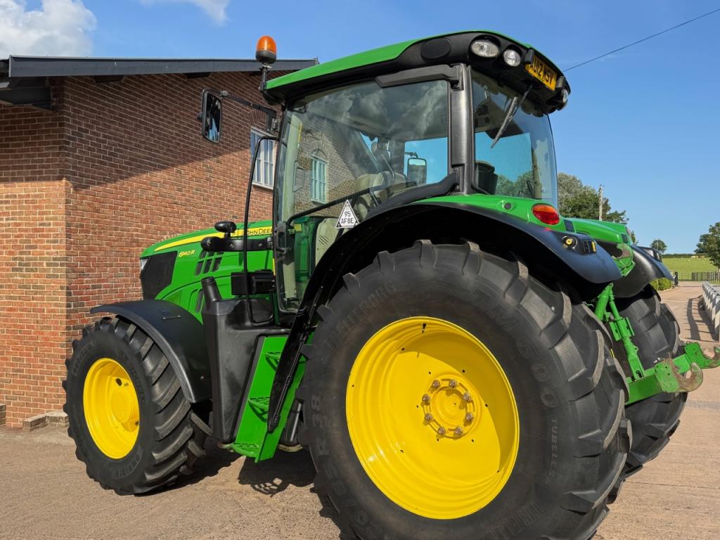 John Deere 6140R