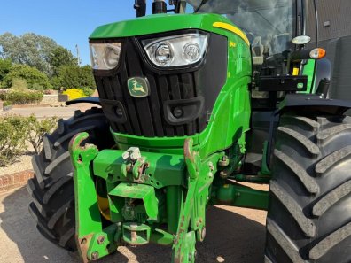 John Deere 6140R