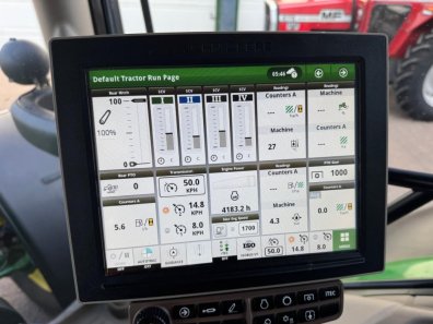 John Deere 6215R