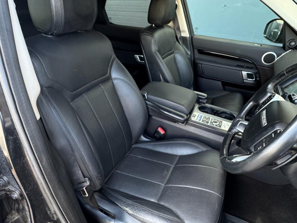 Land Rover Discovery SE Commercial 3.0LT SDV6