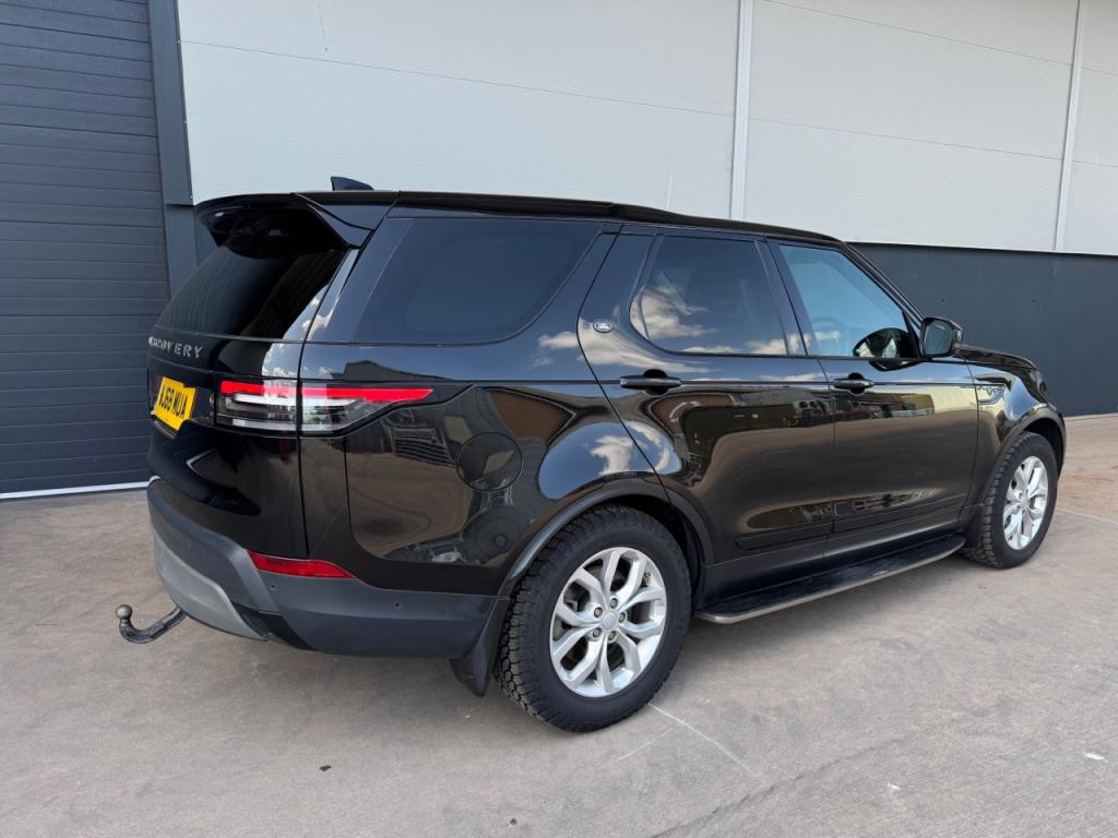Land Rover Discovery SE Commercial 3.0LT SDV6