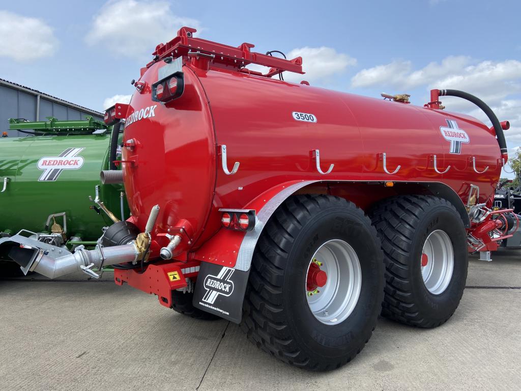 Redrock 3500 gallon tanker