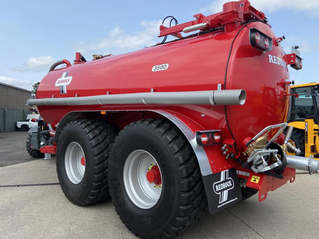 Redrock 3500 gallon tanker