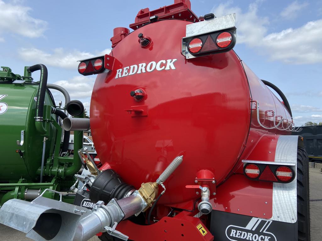 Redrock 3500 gallon tanker