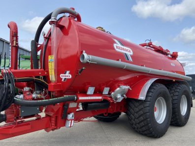 Redrock 3500 gallon tanker