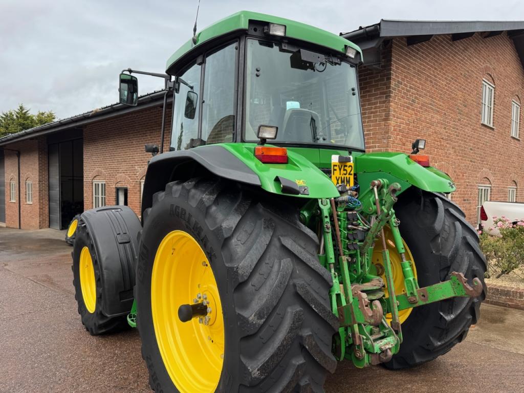 John Deere 7710