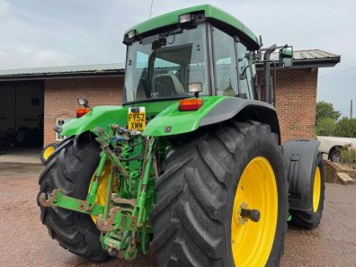 John Deere 7710