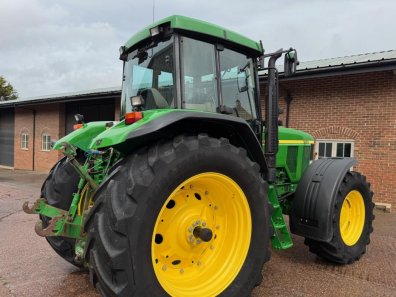 John Deere 7710