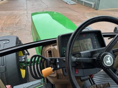 John Deere 7710