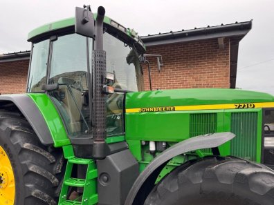 John Deere 7710