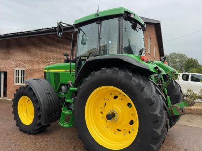 John Deere 7710