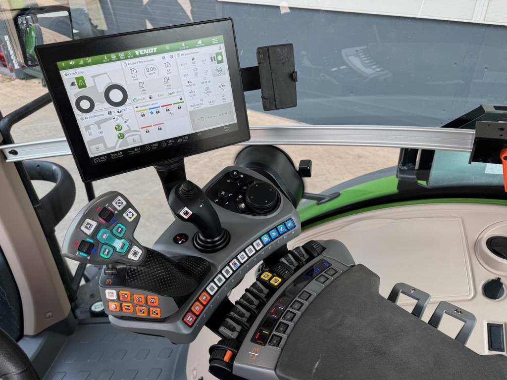 Fendt 933 Profi+ Plus