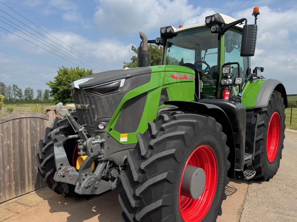 Fendt 933 Profi+ Plus