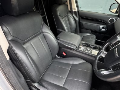 Land Rover Discovery SE commercial 2.0LT Diesel
