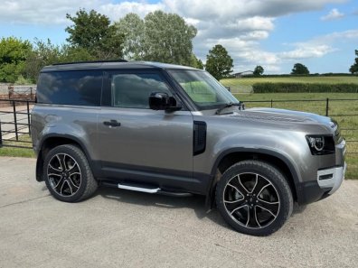 Land Rover Defender 90 Hardtop D250