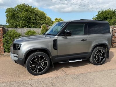 Land Rover Defender 90 Hardtop D250