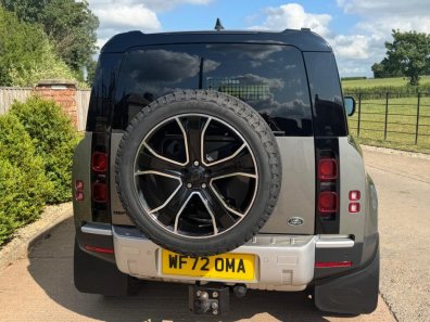 Land Rover Defender 90 Hardtop D250