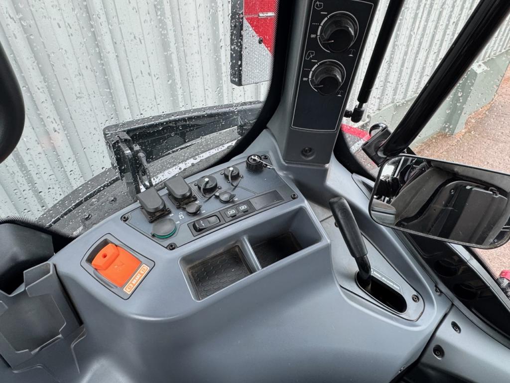 Valtra Q305 Unlimited