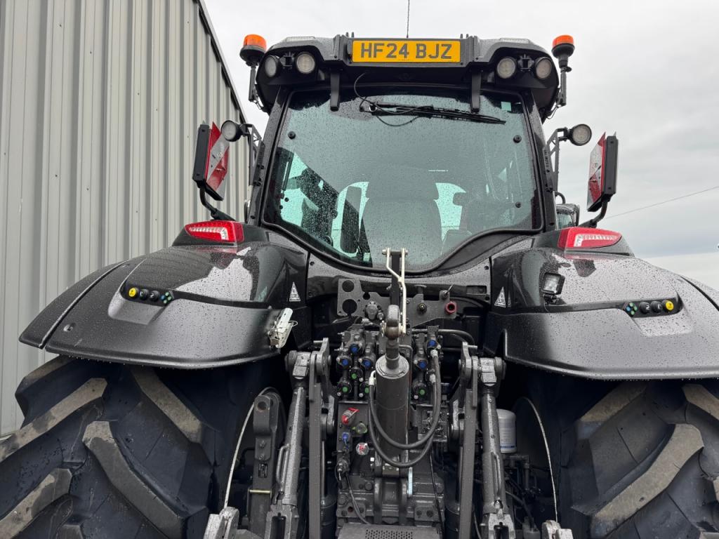Valtra Q305 Unlimited