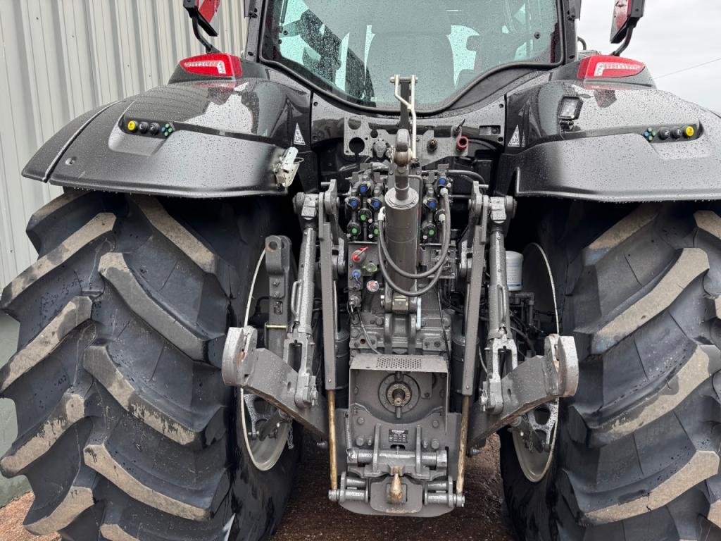 Valtra Q305 Unlimited