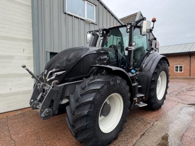 Valtra Q305 Unlimited