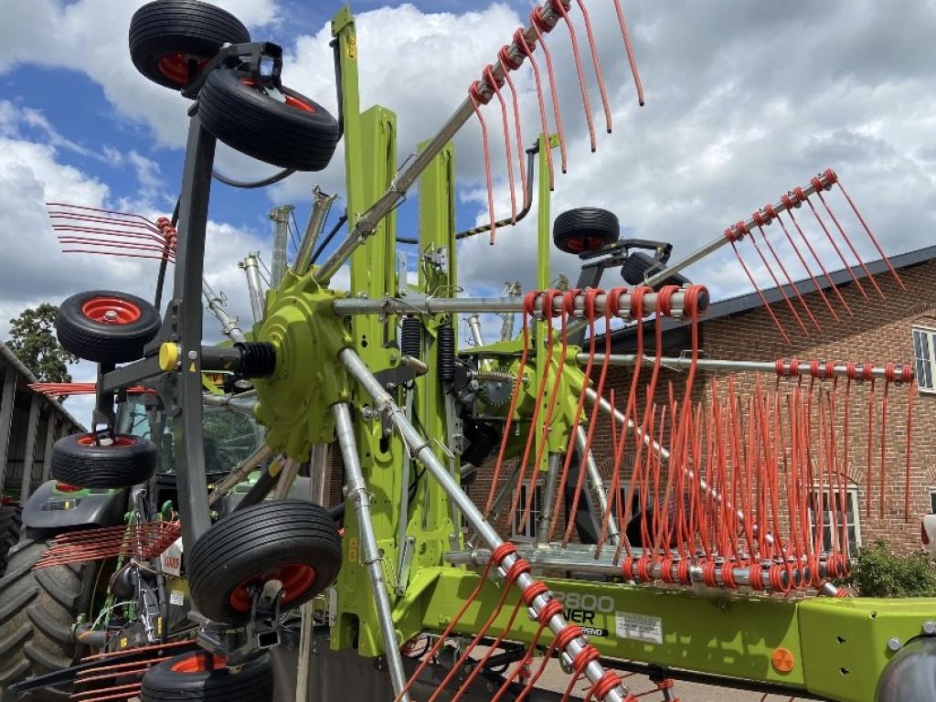 Claas liner 2800 trend twin rotor rake