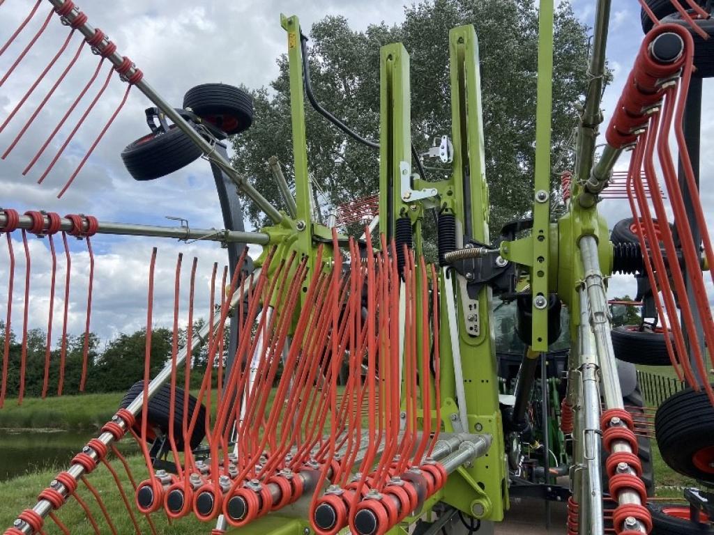 Claas liner 2800 trend twin rotor rake