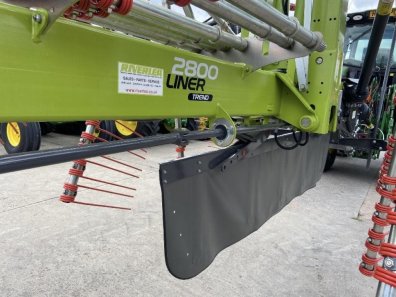 Claas liner 2800 trend twin rotor rake