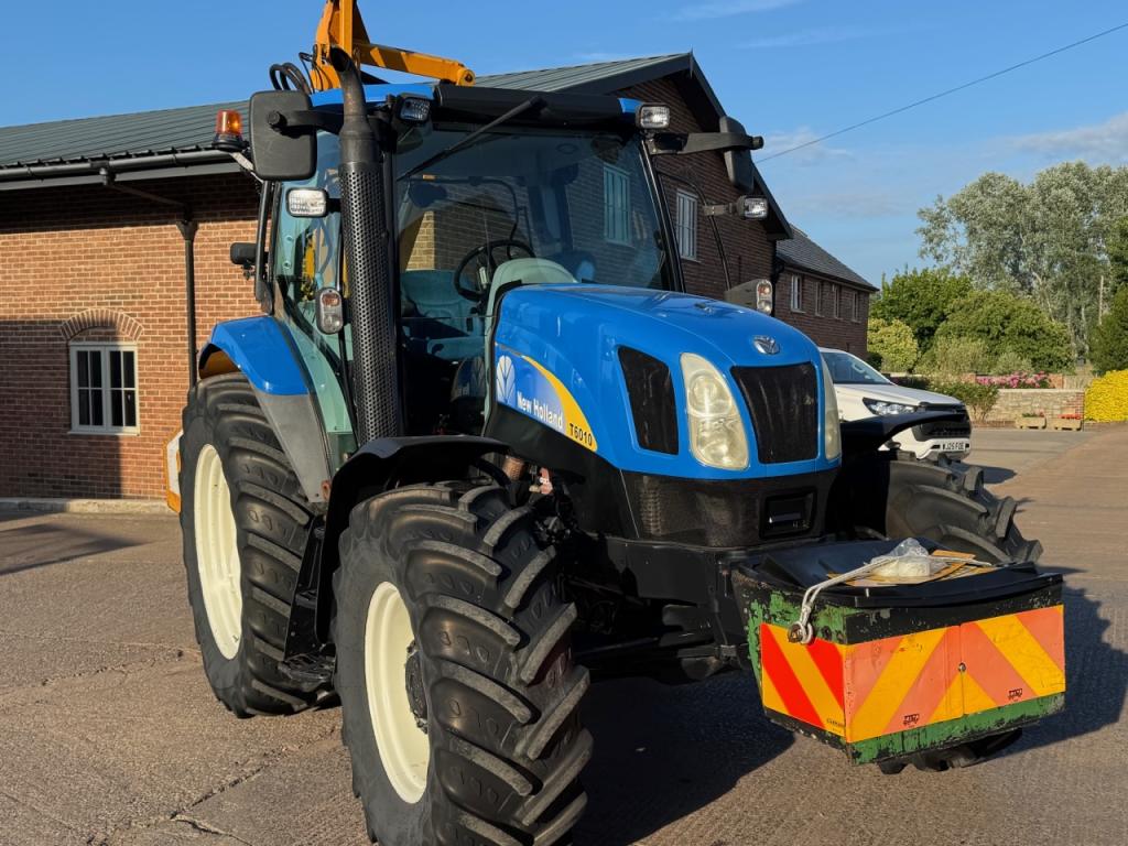 New Holland T6010 Delta