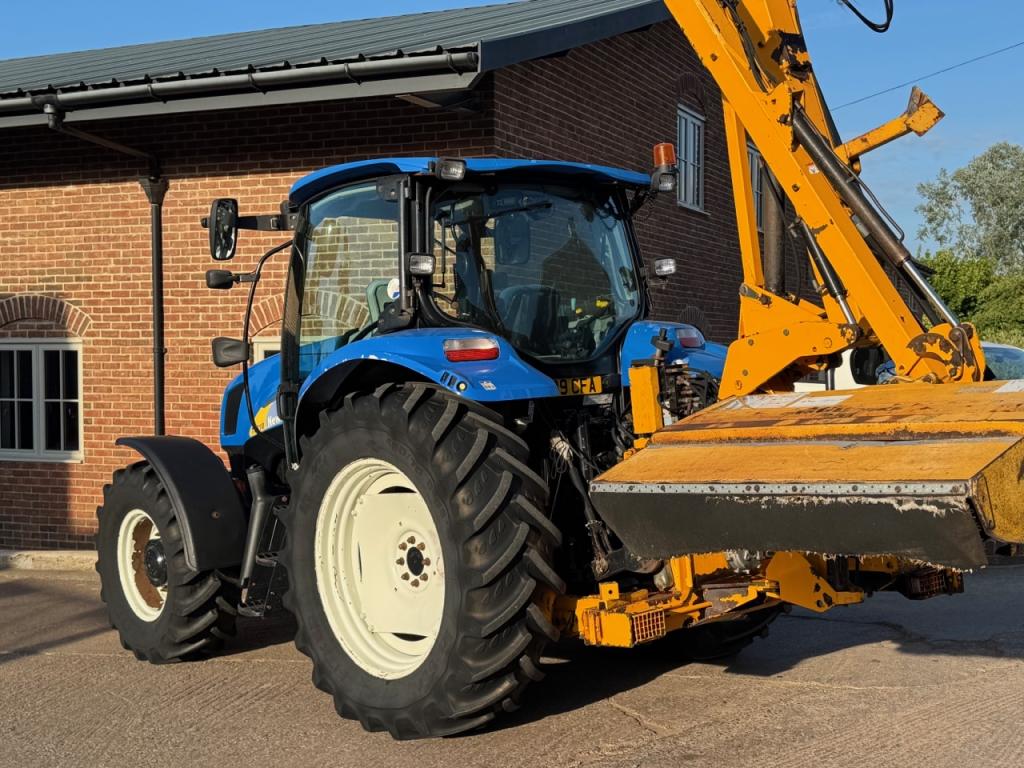 New Holland T6010 Delta