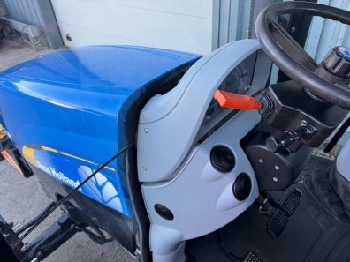 New Holland T6010 Delta