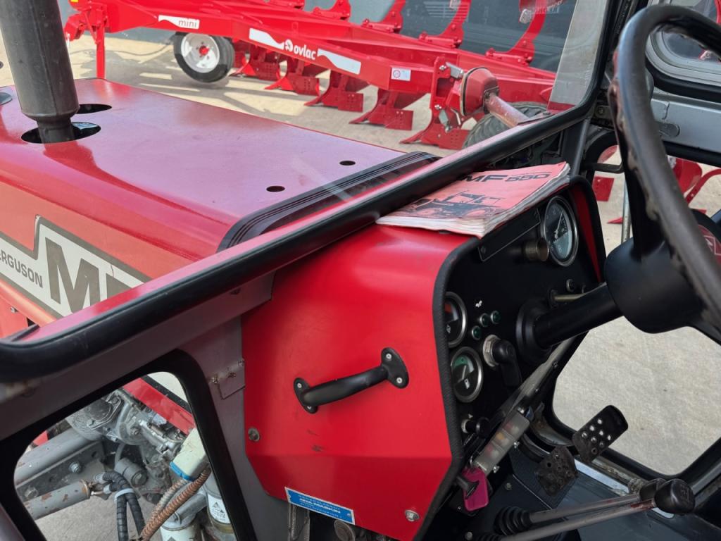 Massey Ferguson 550