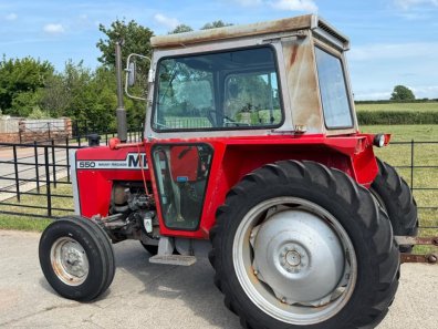 Massey Ferguson 550