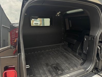 Land Rover Defender 90 Hard Top 3.0LT diesel