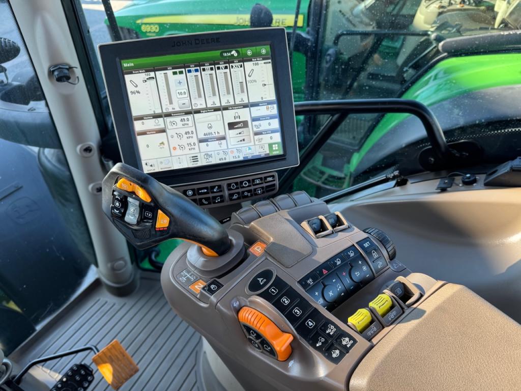 John Deere 6250R