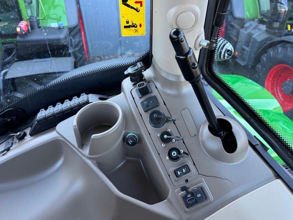 John Deere 6250R