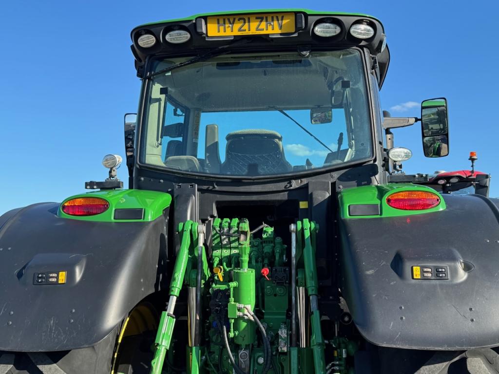 John Deere 6250R