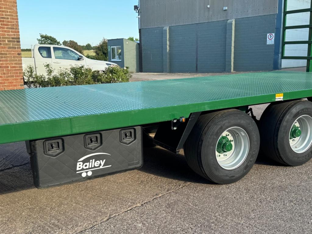Bailey 10 Ton flat trailer