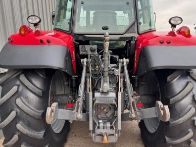 Massey Ferguson 5713SL