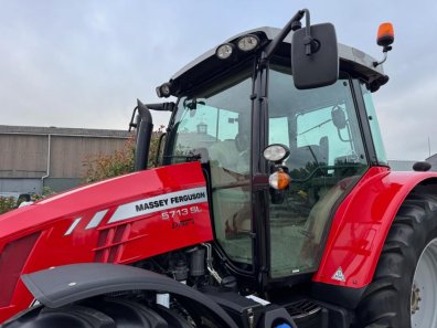 Massey Ferguson 5713SL