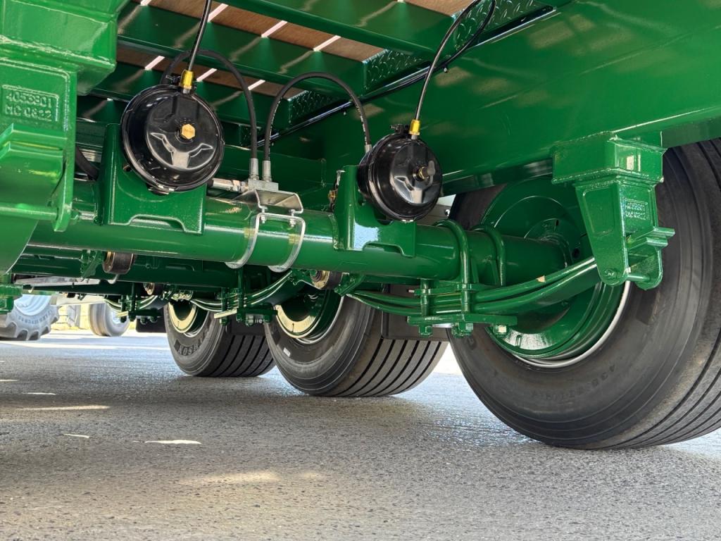 Bailey flat deck low loader
