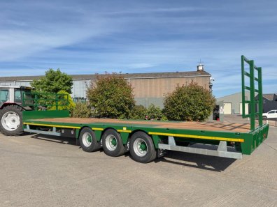 Bailey flat deck low loader