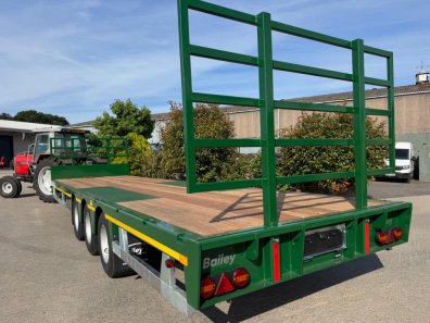 Bailey flat deck low loader